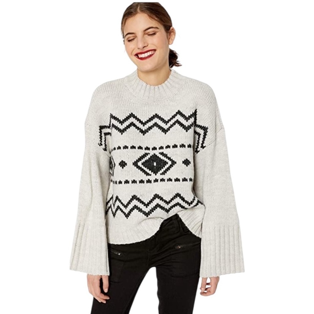 Cupcakes & Cashmere Harden Bell Sleeve Sweater Size XS